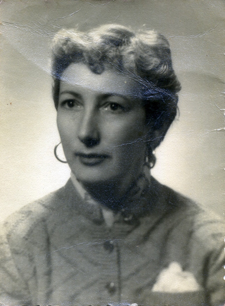 1942 - Mara Rey